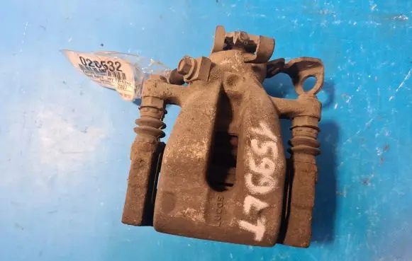 Opel Astra H Rear brake caliper