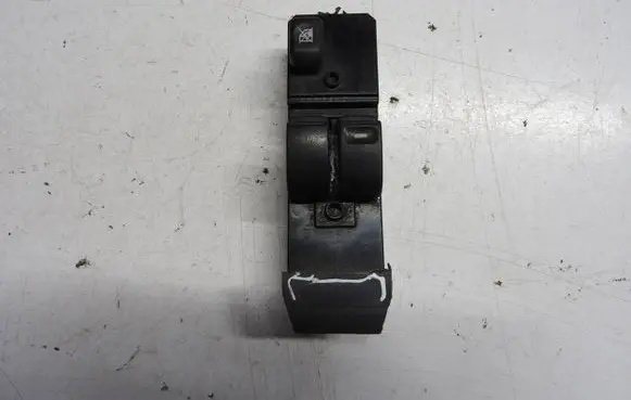 Mitsubishi Colt Electric window control switch MR587958 C8DD340M 1617TH6