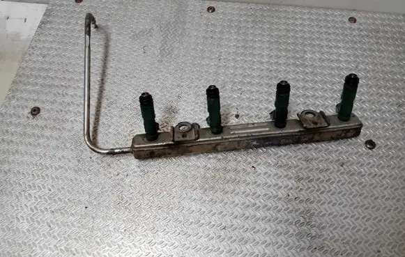 Toyota Prius (XW20) Fuel injectors set 