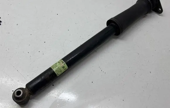 KIA Optima Rear shock absorber/damper 55311A8870