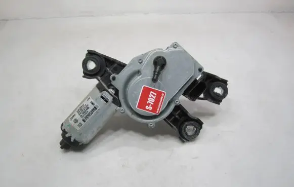 Volkswagen PASSAT B6 Rear window wiper motor 3C9955711A 348284906 53032812