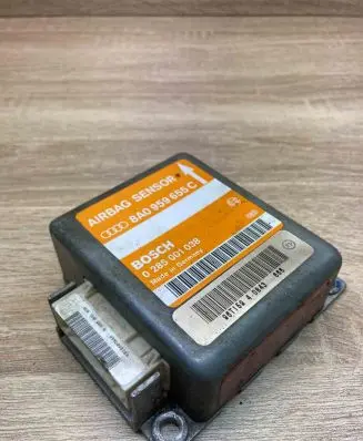 Audi A4 S4 B5 8D Airbag control unit/module 8A0959655C 0285001038 085