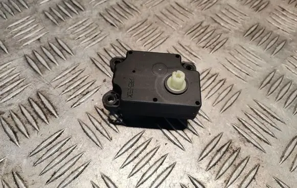 Land Rover Freelander 2 - LR2 Intake manifold valve actuator/motor 6G9N19E616AB