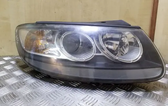 Hyundai Santa Fe Headlight/headlamp 921022BXXX