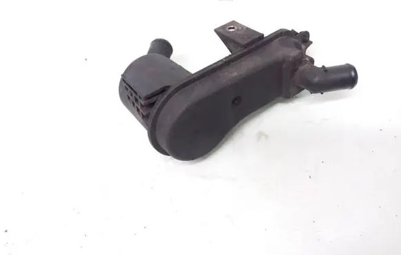 Ford Focus Breather/breather pipe/hose XS4Q6A785AB