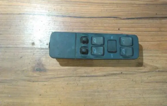 Volvo S40, V40 Electric window control switch 30815235