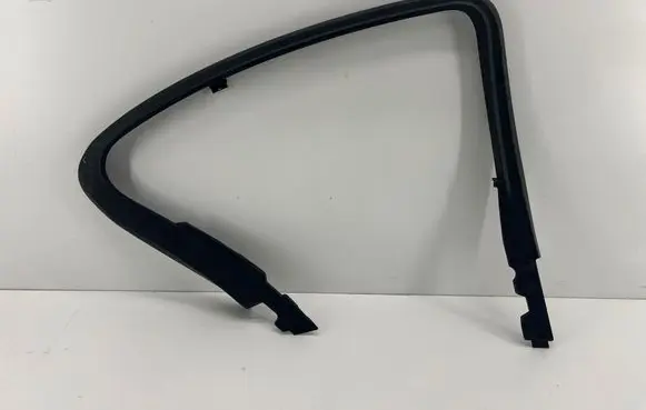 BMW 5 G30 G31 G38 Rear door glass trim molding 51337384927 7384927 60829010