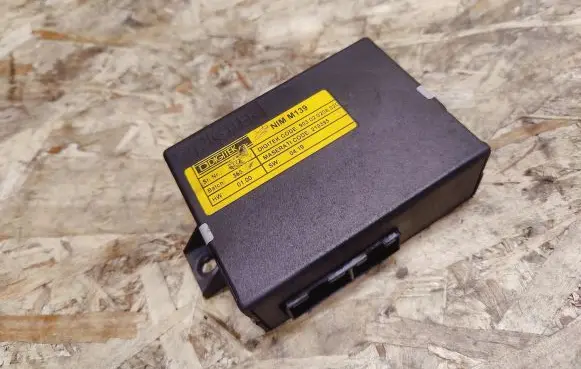 Maserati Quattroporte Sunroof control unit/module 219395