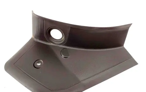 BMW 1 F40 Rear/tail light trim molding 7450665