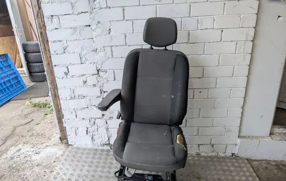 Renault Master III Front driver seat 826689304