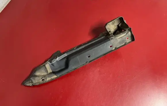 BMW X5 F15 Fender end trim 9245596 64319245596