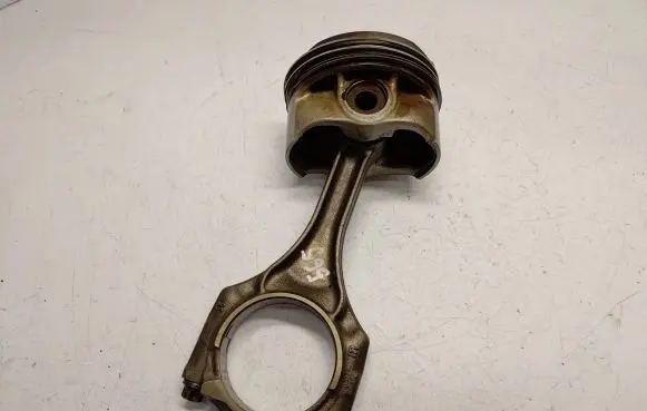 BMW X5 E70 Piston 11257613626