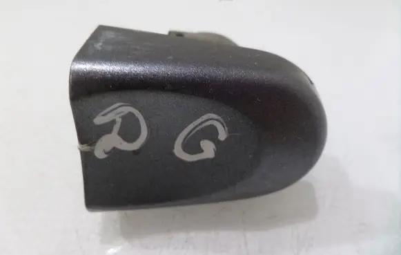 Volkswagen Touran I Loading door cover/cap 