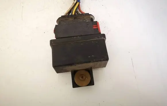 Peugeot 207 Fuel injection pump control unit/module 240107