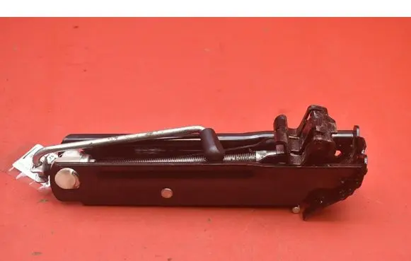 Volkswagen PASSAT CC Lift Jack 3C0011031B