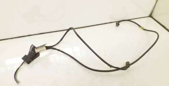 Mercedes-Benz E W211 Rear ABS sensor wiring A2115405332 A2115465543