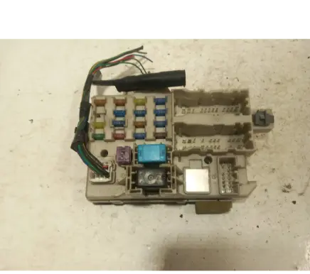 Toyota RAV 4 (XA20) Fuse box set ppt25p5