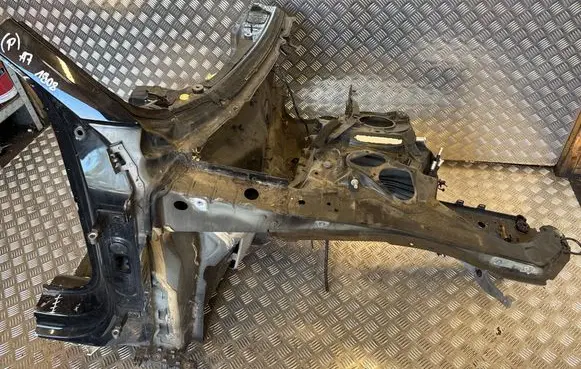 Front quarter panel