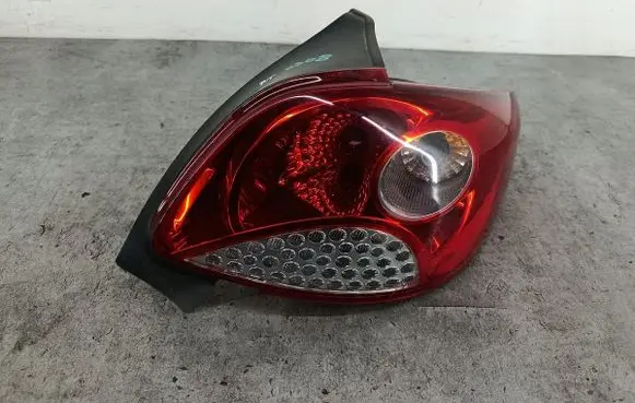 Peugeot 206+ Rear/tail lights 9685618180118057R