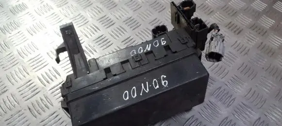Nissan Primera Fuse box set 71543087 7154-3087