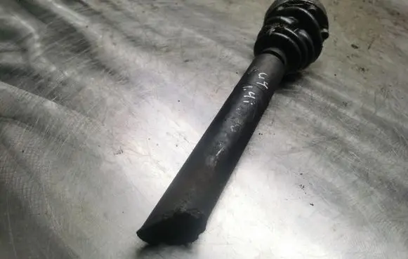 Volkswagen Golf IV Driveshaft inner CV joint 