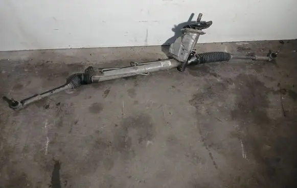 Volvo V60 Steering rack 31387089