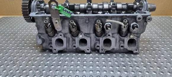 Volkswagen Polo II 86C 2F Engine head 031103373