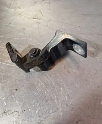 Audi A4 S4 B8 8K Rear door lower hinge 8K0831402B 061003S