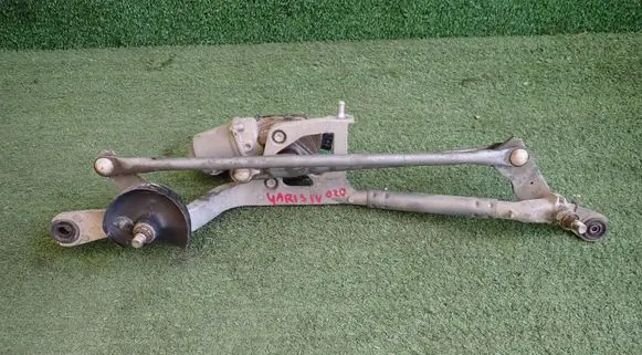 Toyota Yaris XP210 Wiper motor 85110K0120