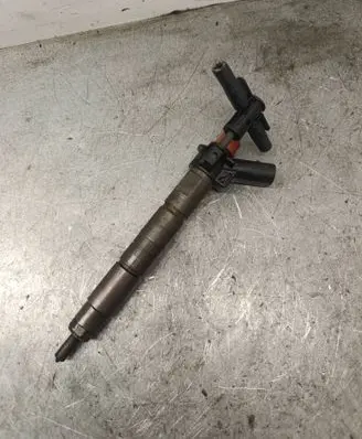 BMW 5 E60 E61 Fuel injector 0445116001