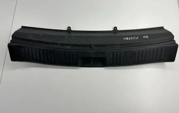 KIA Sorento Trunk/boot sill cover protection 857702p000