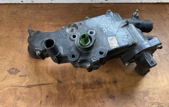 Peugeot 307 Thermostat/thermostat housing 9643211880