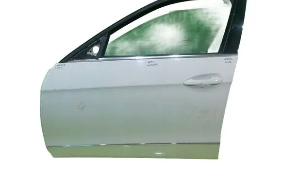 Mercedes-Benz E W212 Front door PRZOD LEWE