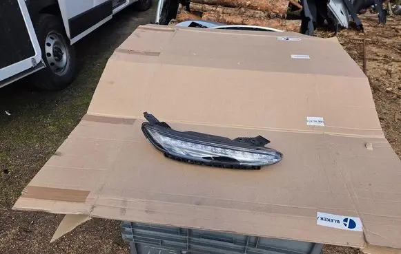 Hyundai Kona I LED Daytime headlight 92208J9600