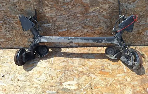Fiat Panda II Rear axle beam 