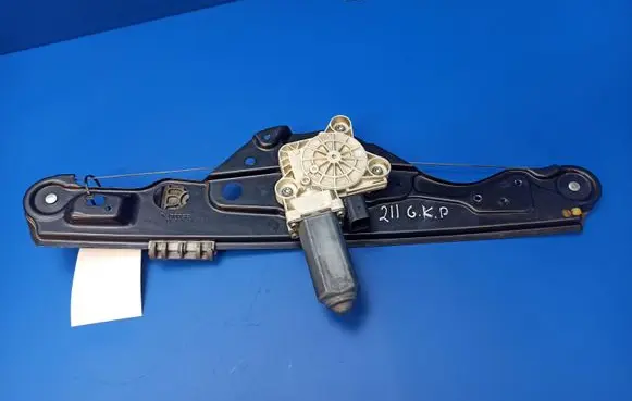 Mercedes-Benz E W211 Rear door window regulator with motor 2117300146 A2118202342