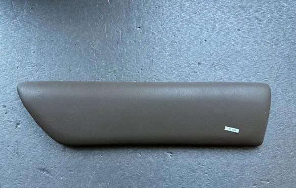 Nissan Patrol Y61 Front door interior handle trim 80900VC871