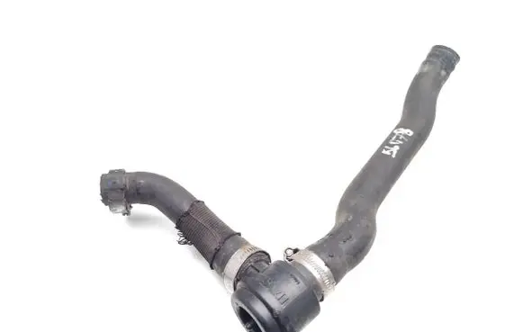 Renault Clio IV Engine coolant pipe/hose 3028024