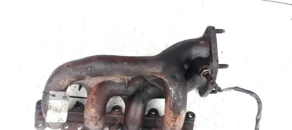 Audi A4 S4 B5 8D Exhaust manifold 058253033a