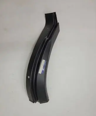 Mercedes-Benz Vito Viano W638 Front sill trim cover A6016110415