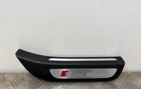 Audi Q5 SQ5 Rear sill trim cover 8R0853376C 8R0853376A
