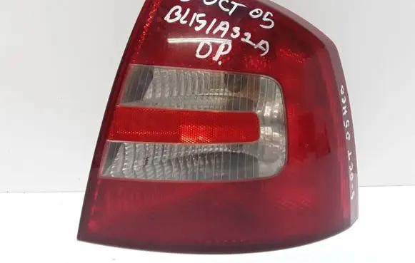 Skoda Octavia Mk2 (1Z) Rear/tail lights 1Z5945096A 1Z5945112A