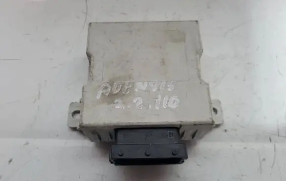 Toyota Avensis T250 Window wiper relay 150696