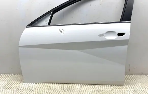 Hyundai Elantra VII Front door 