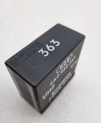Audi 100 S4 C4 Other relay 4A0959257