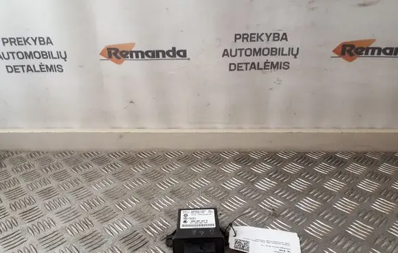 Volkswagen PASSAT B6 Light module LCM 5M0907357B