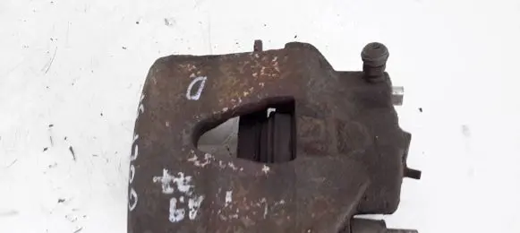 Volkswagen Golf Plus Front brake caliper