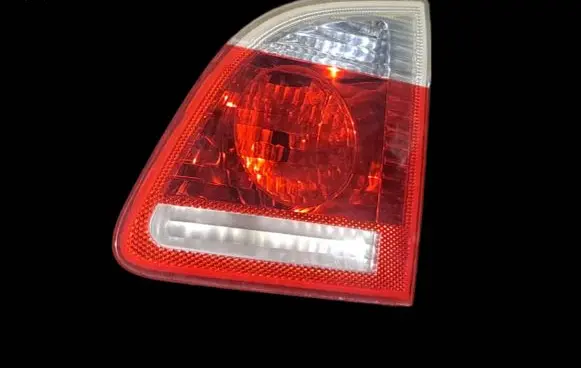 BMW 5 E60 E61 Tailgate rear/tail lights 7165830 27880204 6925894