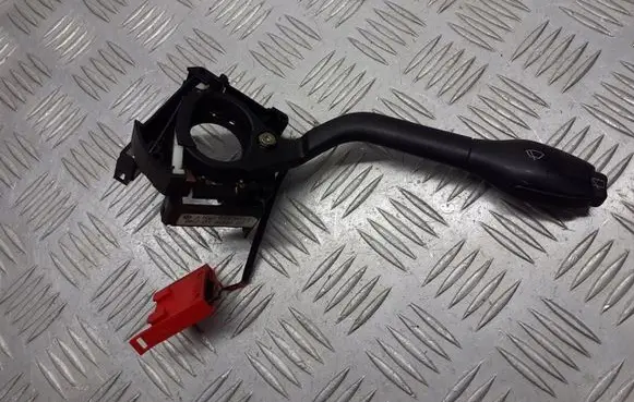 Volkswagen Polo III 6N 6N2 6NF Wiper switch 