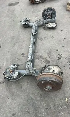 Dacia Dokker Rear axle beam 555116536R